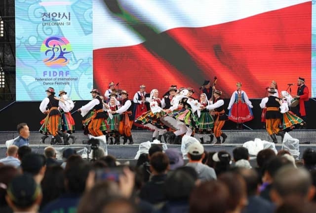 /images/festival_new_img/46_1.jpg