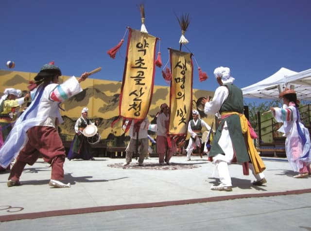 /images/festival_new_img/56_2.jpg